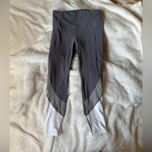 Athleta Cropped Leggings Size Small